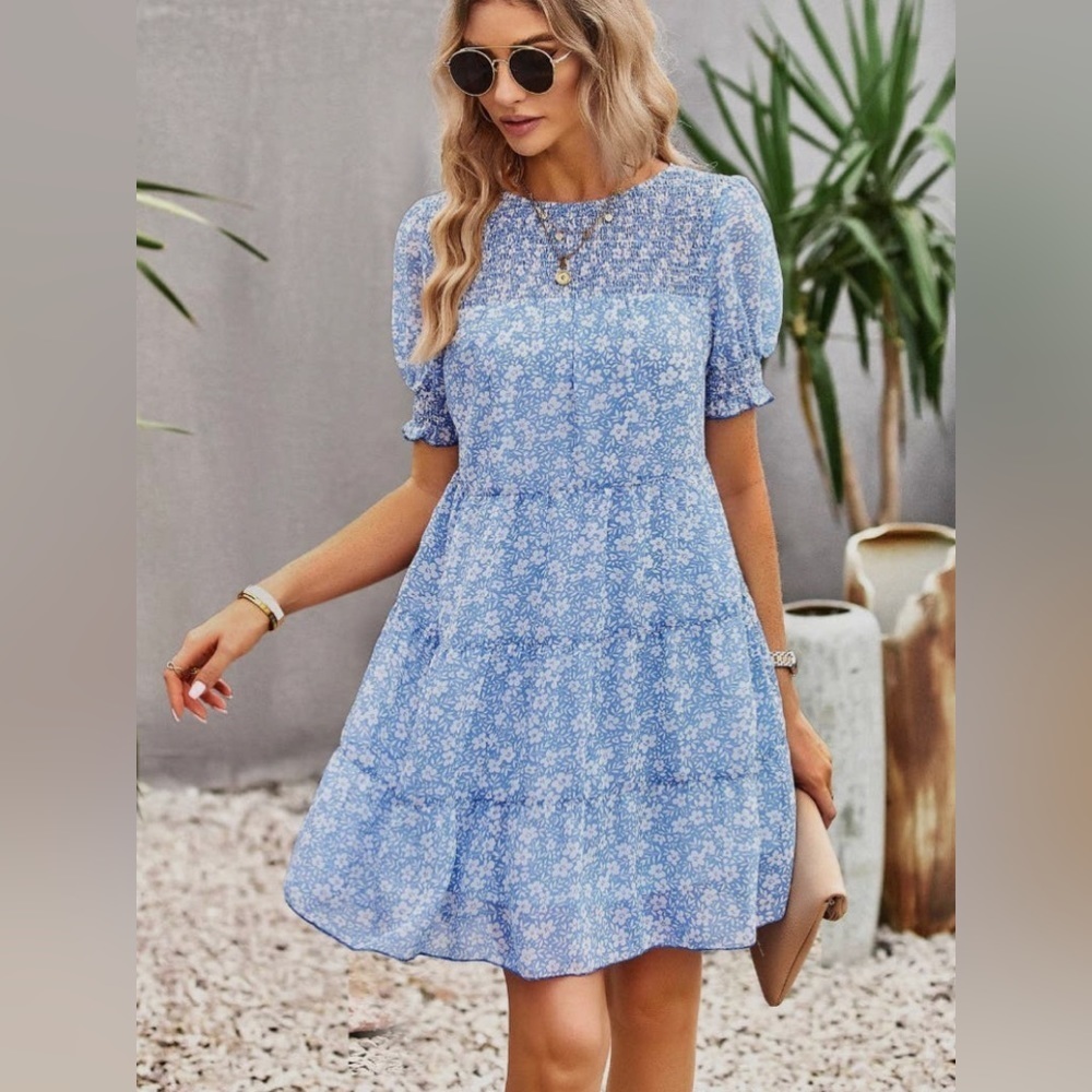 NWT- FLORAL PUFF SHOULDER KANKAN DRESS